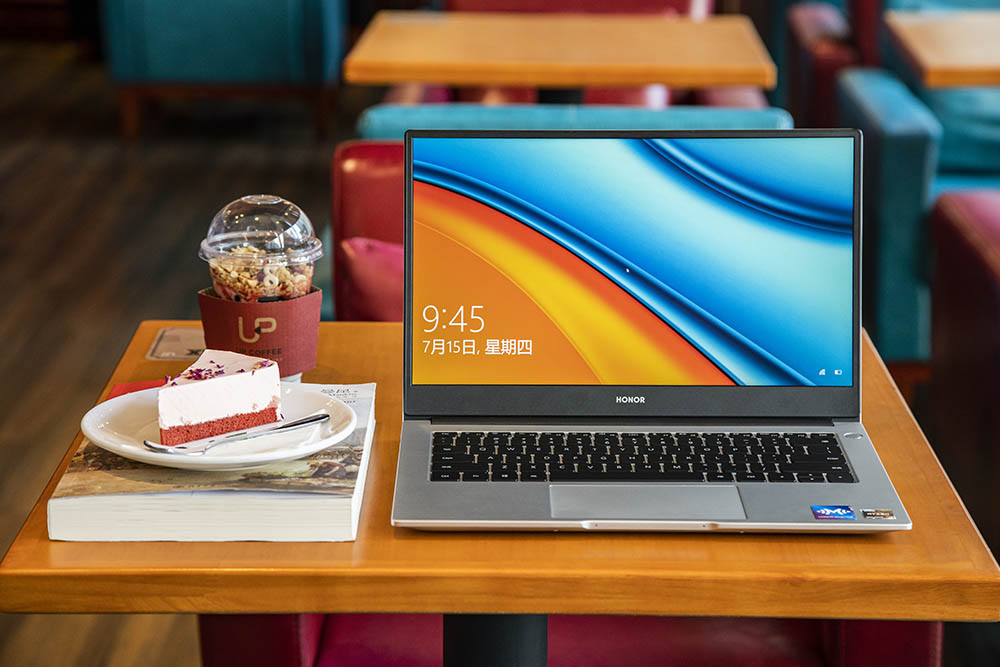 荣耀笔记本电脑magicbook14,magicbook15和14哪个值得入手