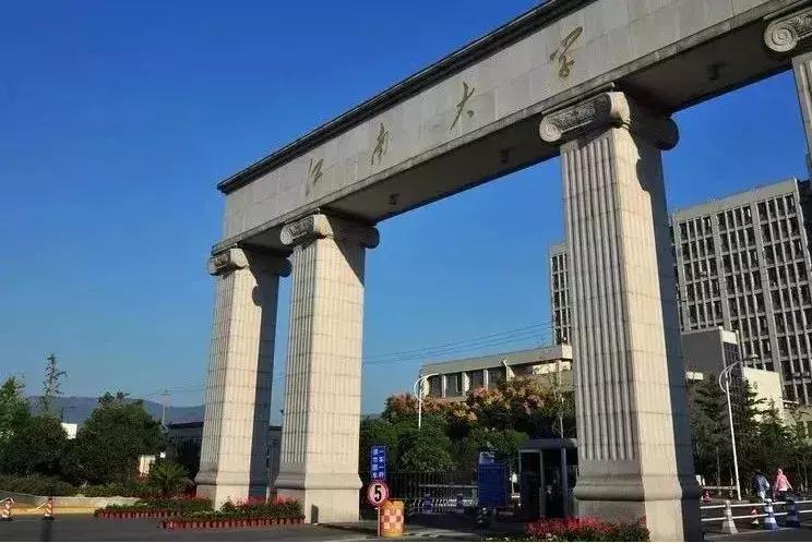 美术生产品设计专业就业前景,美术生哪个专业就业前景好