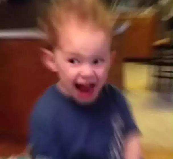 目前矫正近视手术全飞秒和半飞秒,近视眼手术全飞秒半飞秒怎么选择