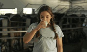 牛奶黑科技曝光,巴氏杀菌鲜奶和灭菌牛奶哪个更好