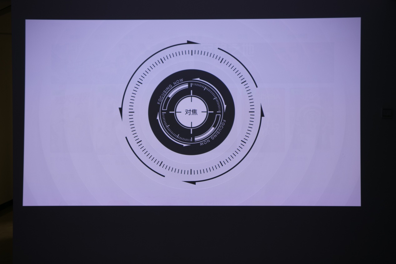 坚果j9白天测试,坚果j9幕布