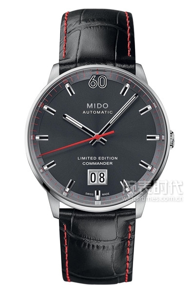 比起8800的美度指挥官60周年限量版,我更喜欢的7800的大日历橙针