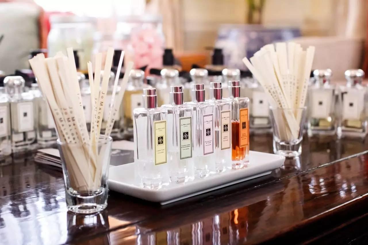 祖玛珑蓝风铃香水怎么辨别真假,怎么辨别祖玛珑蓝风铃真假