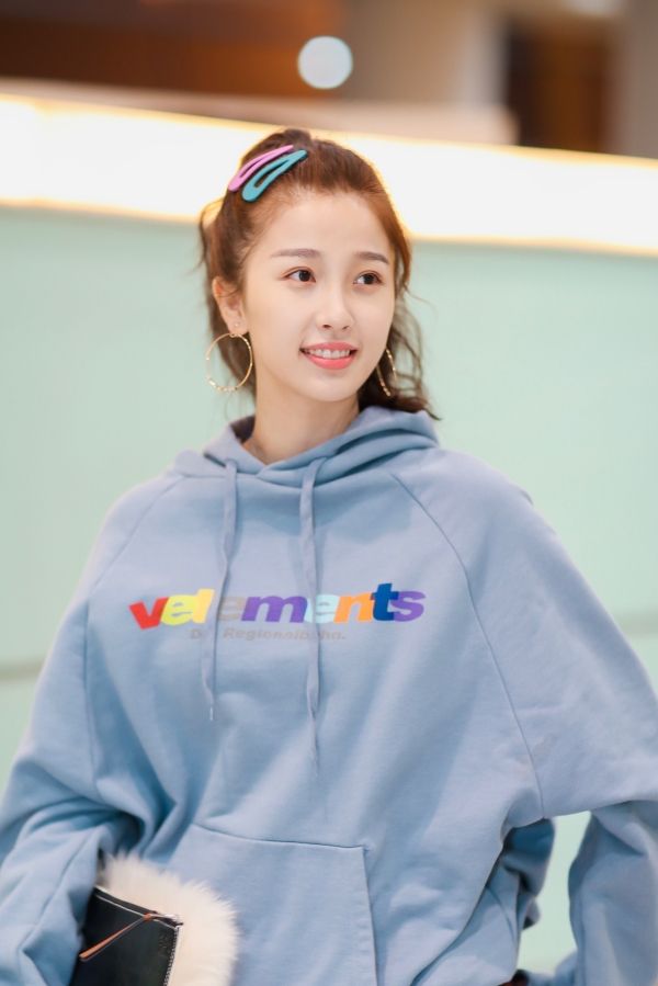 百变风格虞书欣照片,虞书欣同款写真风格