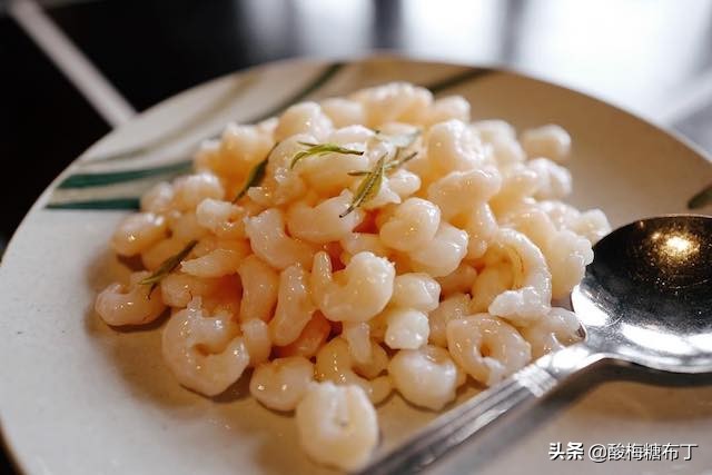 钱包渐瘦人不悔:这家一座难求的杭帮菜,每口都是纸醉金迷的味道