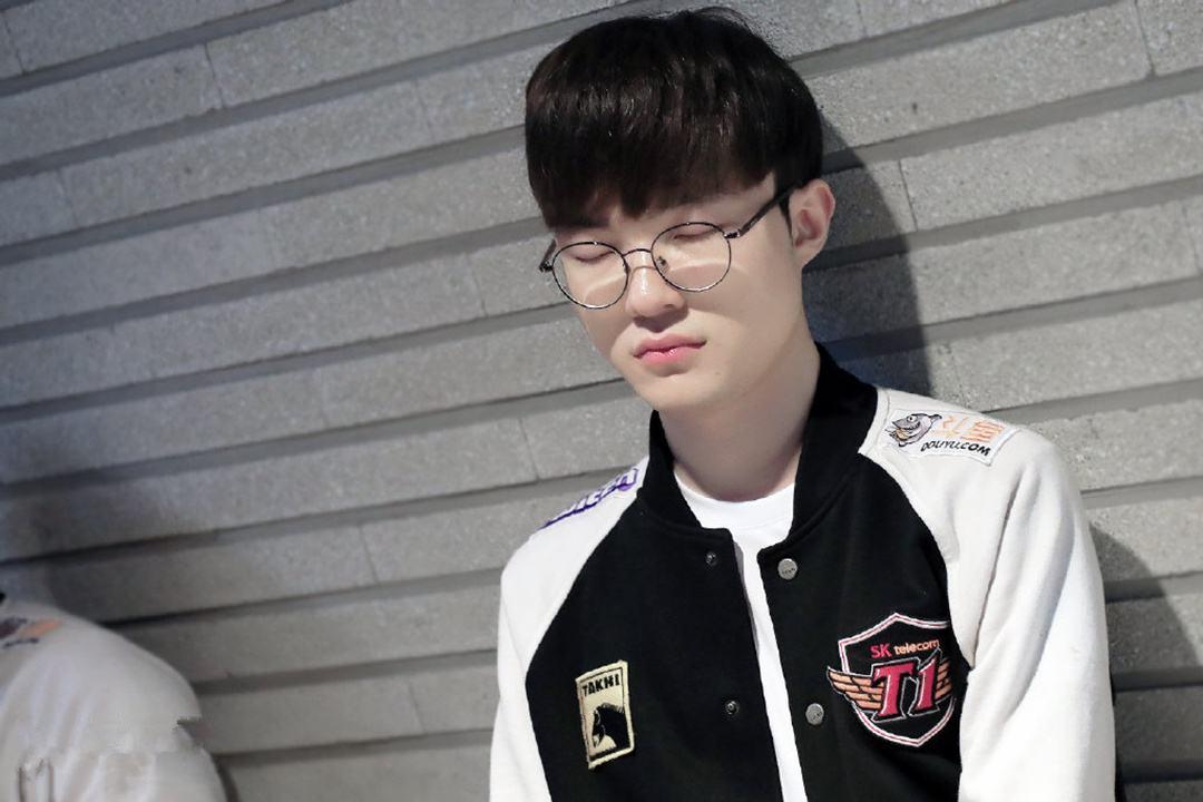 lol逆天操作第一只有faker做得到,lol第一人faker天赋