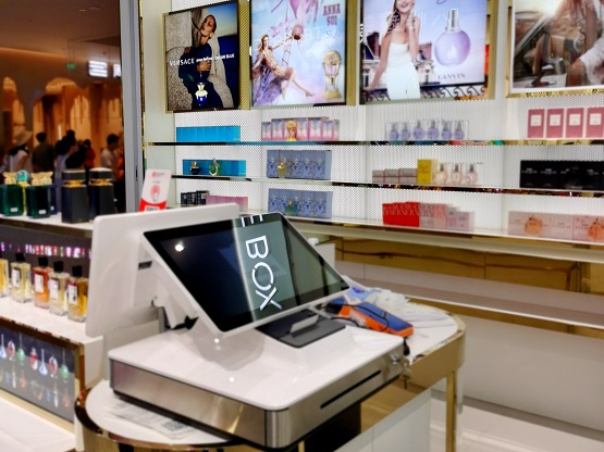 极氪苏州大悦春风里,超级折扣店大悦春风里