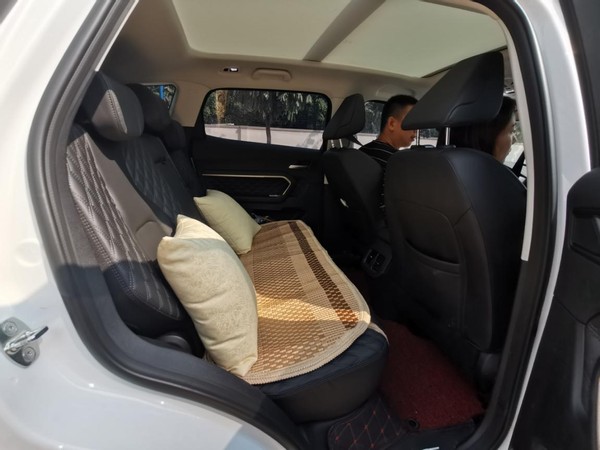 哈弗h6运动版车顶贴膜,哈弗h6的全景天窗有必要贴膜吗