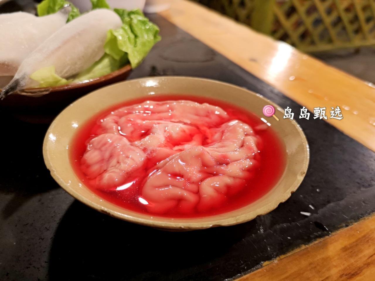 小区巷子里的火锅店,小区门口火锅食材店