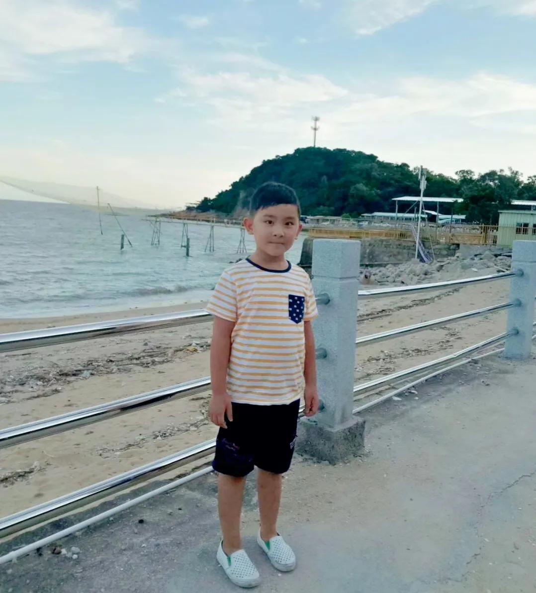 孩子18周岁生日父母怎样做,10岁孩子过生日请小朋友如何过