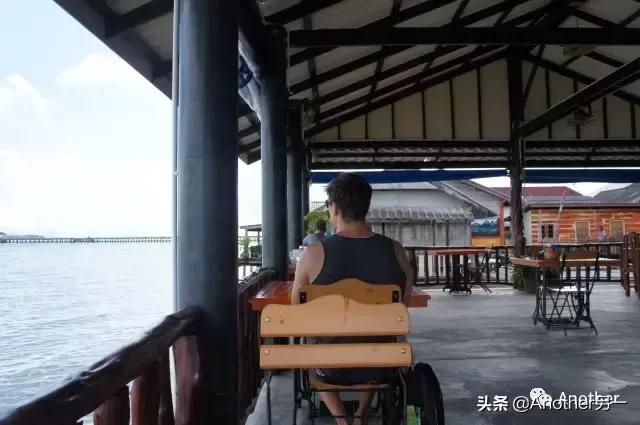 泰国普吉岛甲米具体的位置,泰国导游