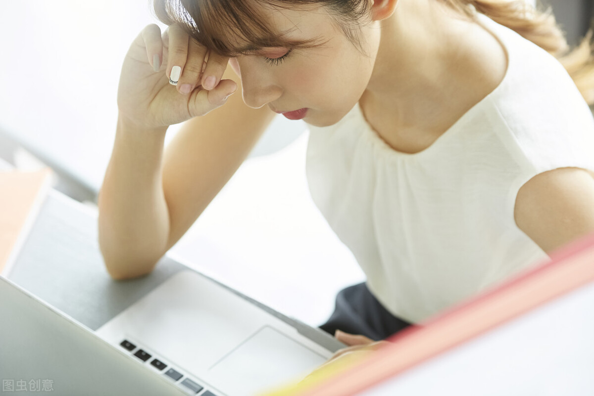 在工作中的十条忠告,工作中一定要避免这4个思维误区