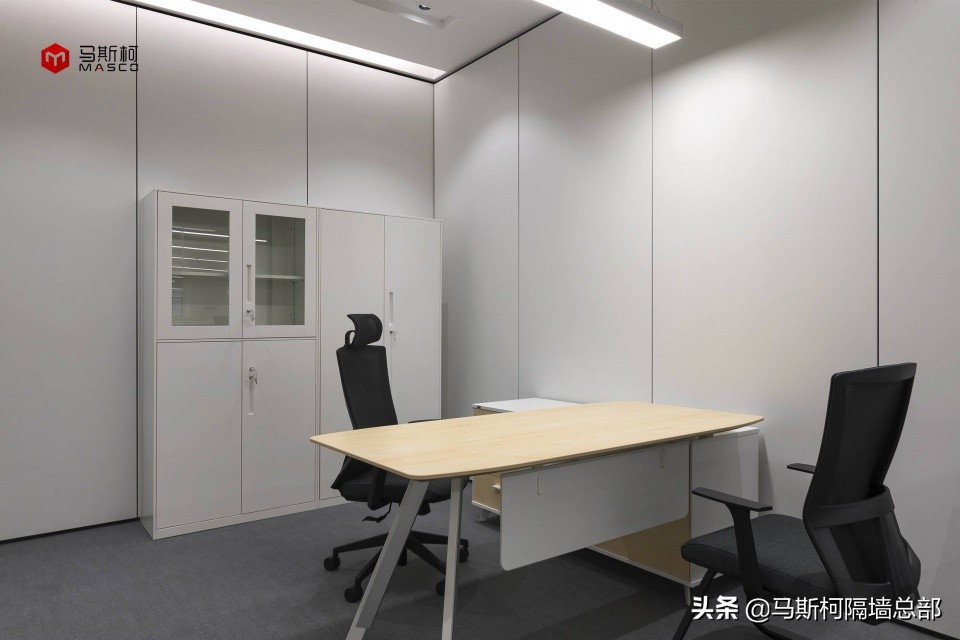 办公室防火玻璃隔断图片,办公室断桥铝防火大玻璃隔断