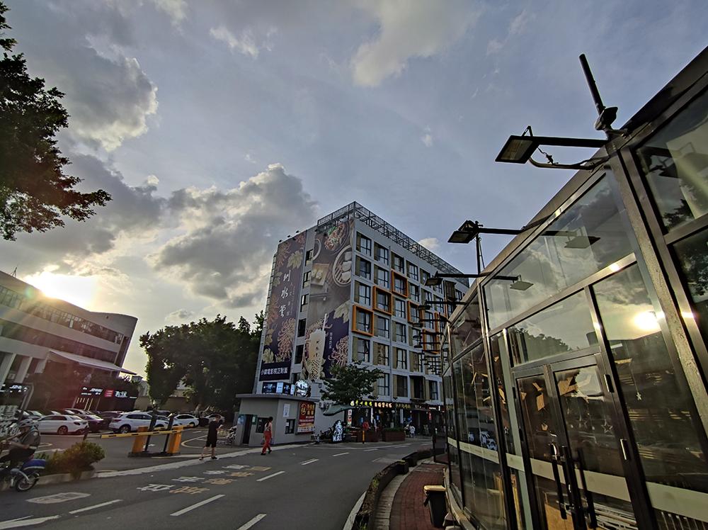 二手的小米10pro值得购买吗,小米10pro二手值得买吗