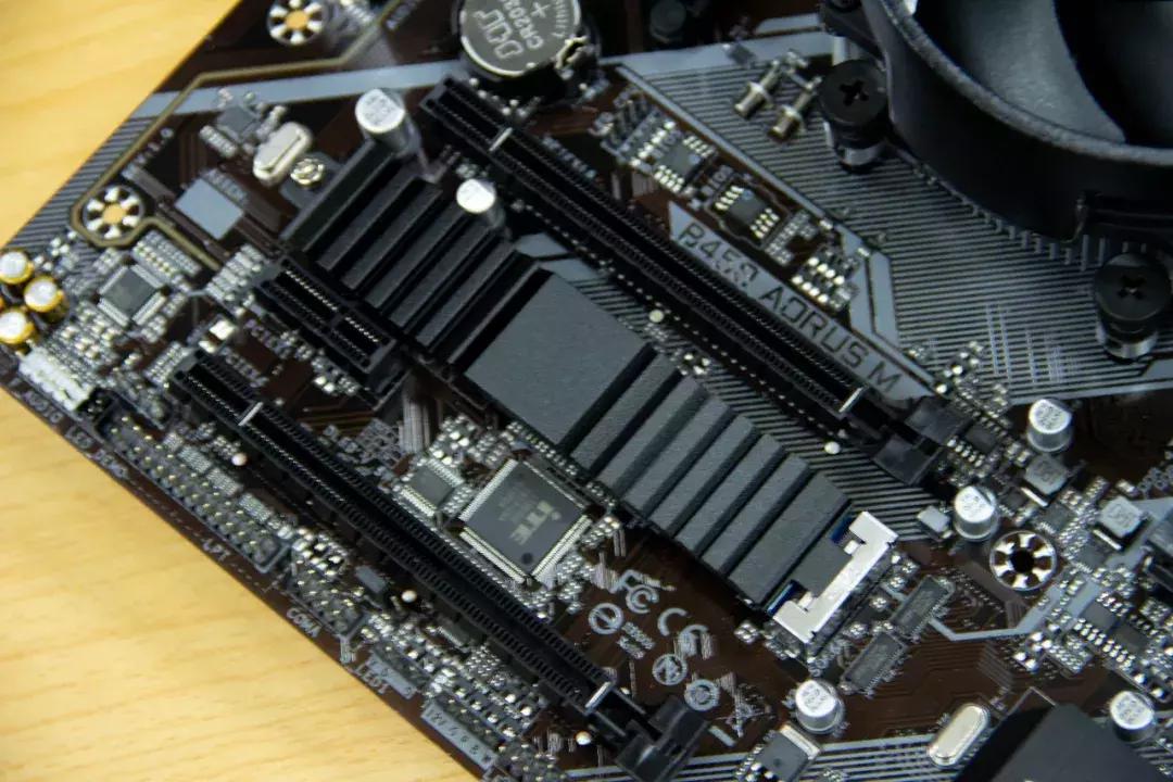 小白第一次装机开箱,新手小白第一次装机