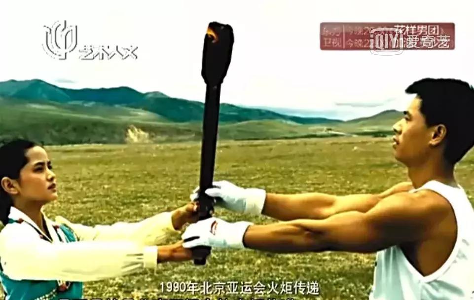 李宁百鬼夜行,李宁一黑一白鞋子