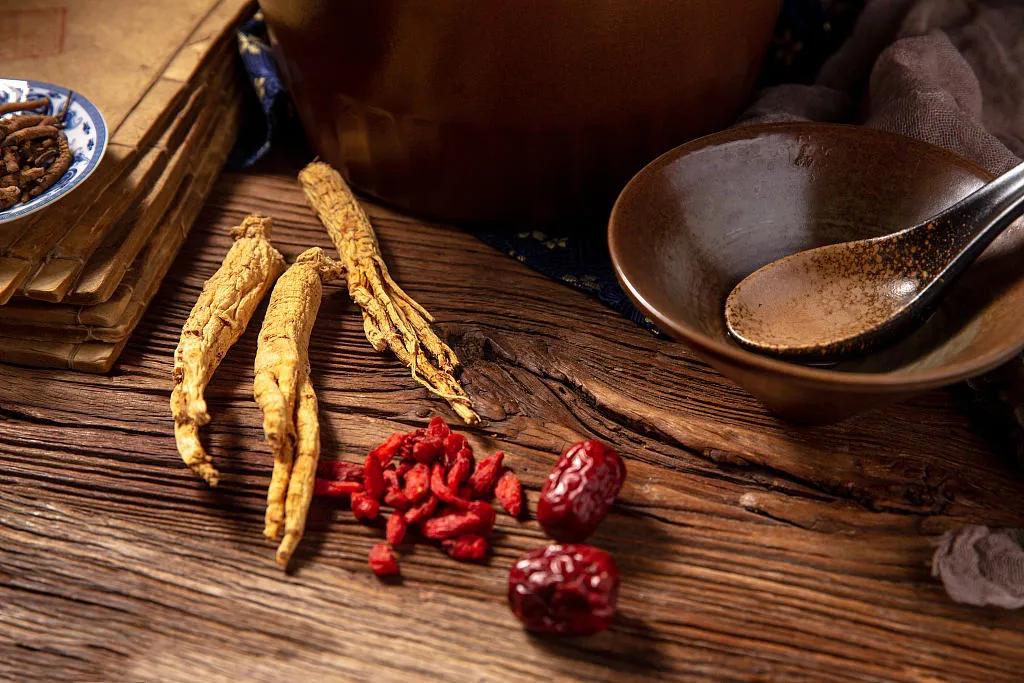 跟医生一起学中医：用药如用兵，入口归其经！