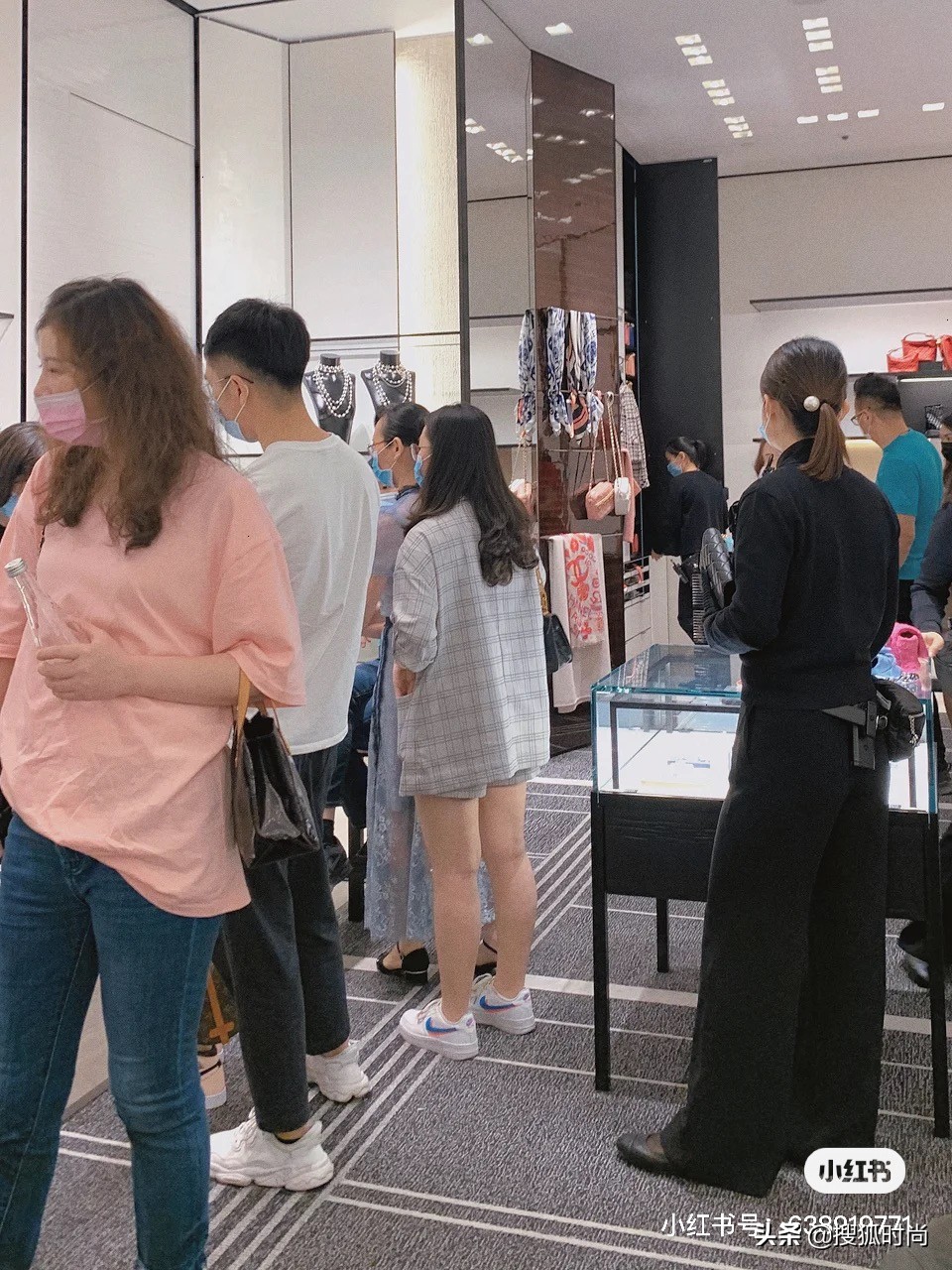 香奈儿涨价25%超前消费,香奈儿涨价2023