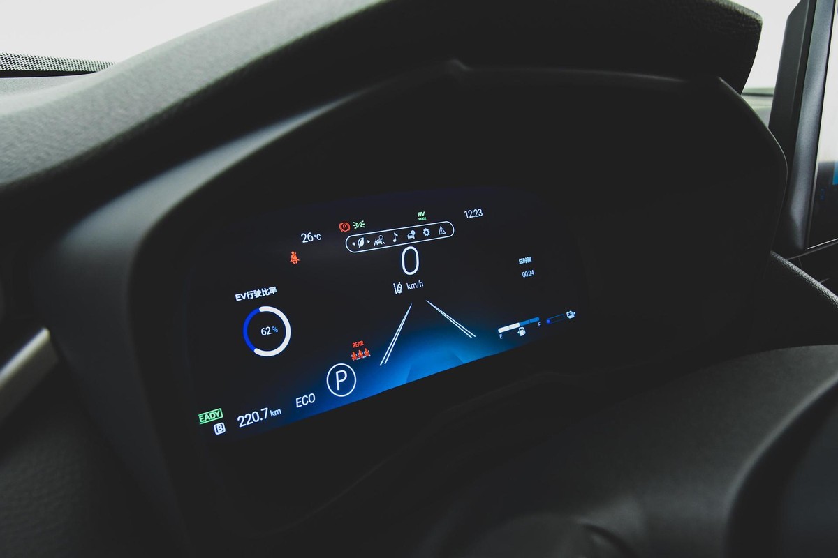 威兰达车有多省油呢,威兰达的混动版省不省油