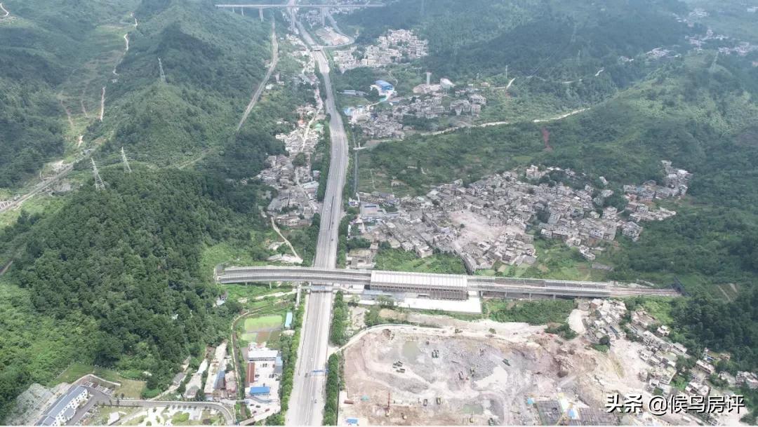 热盘PK｜小关万达广场vs南明河壹品，谁更能撬动老城的心？