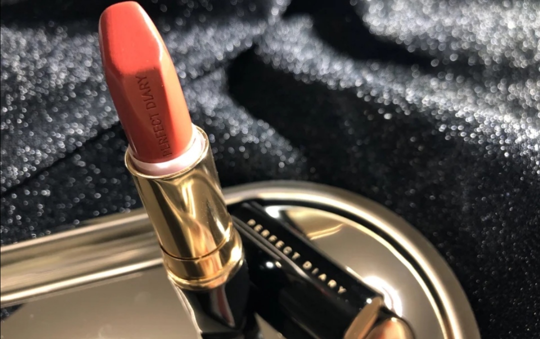 4个超绝美的国货口红，完美日记稚优泉上榜，一点不比阿玛尼YSL差