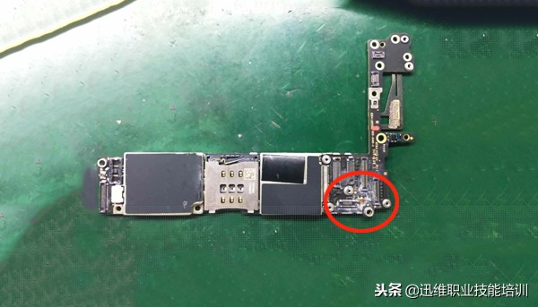 6s手机进水后触摸屏失灵其余正常,iphone6进水屏幕坏了