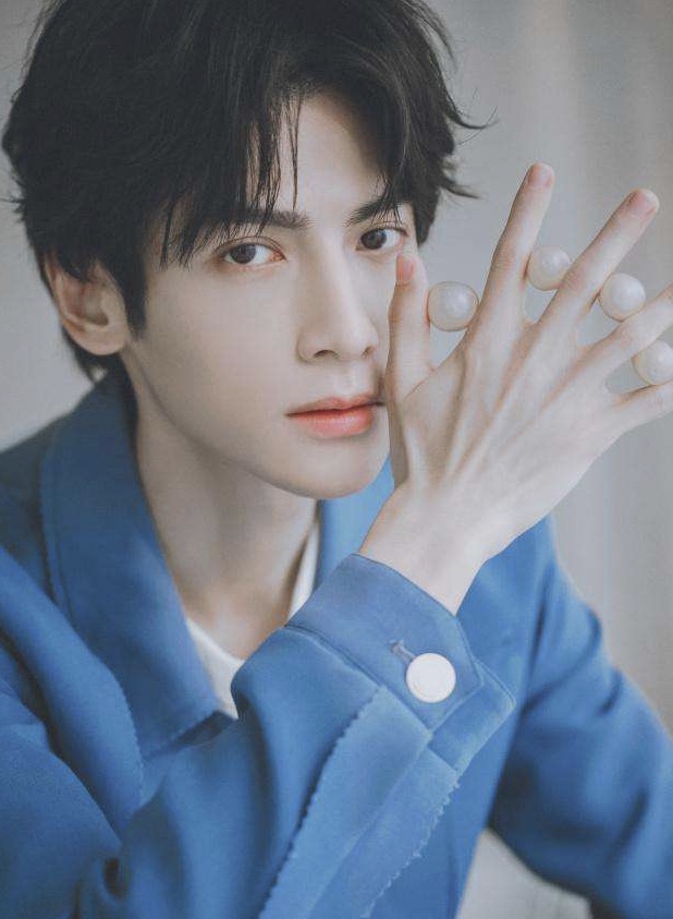 宋威龙毕雯珺谁好看,宋威龙和毕雯珺穿一样衣服