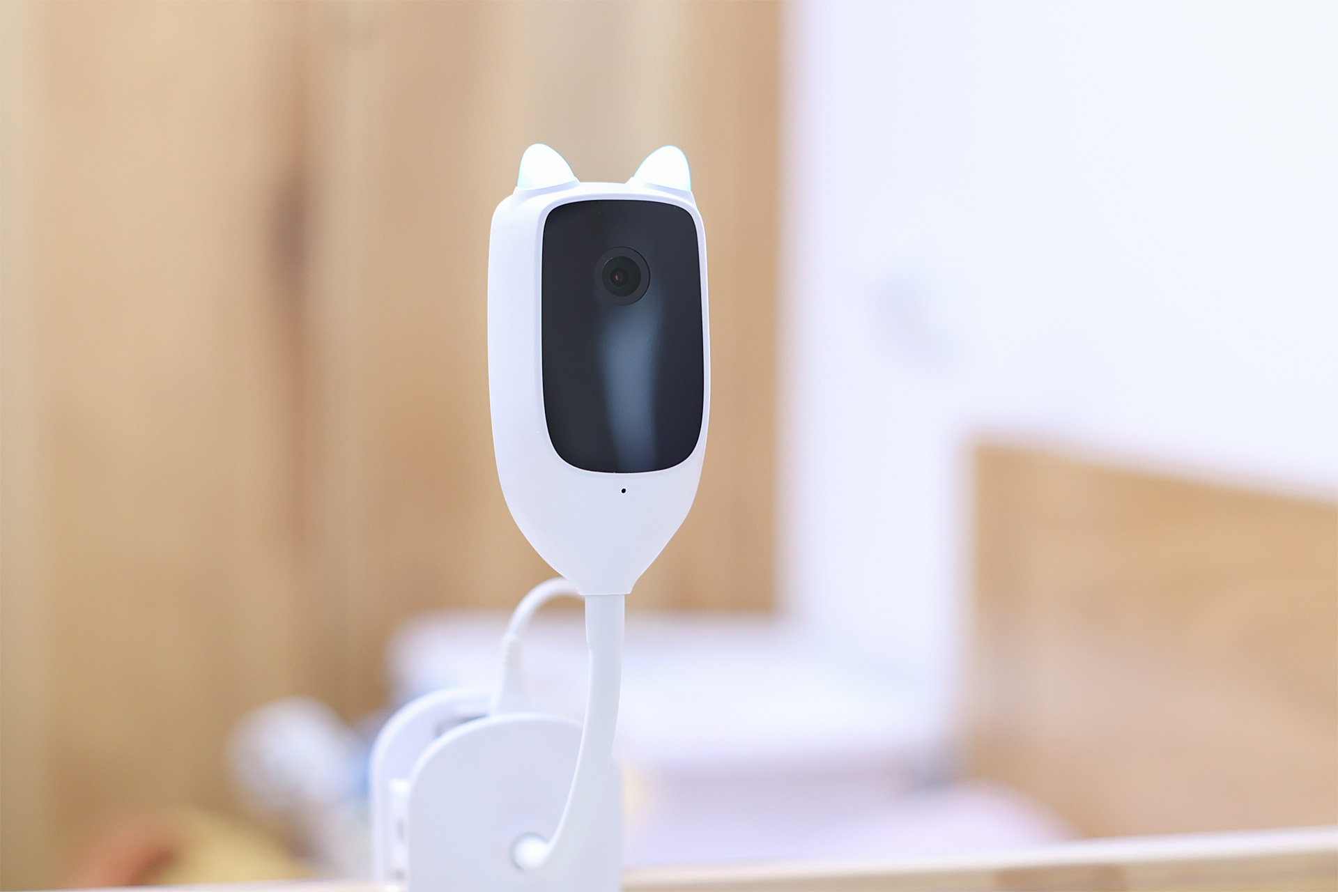 辞掉保姆，换个24小时看娃的助手，xiaovv智能婴儿监护器