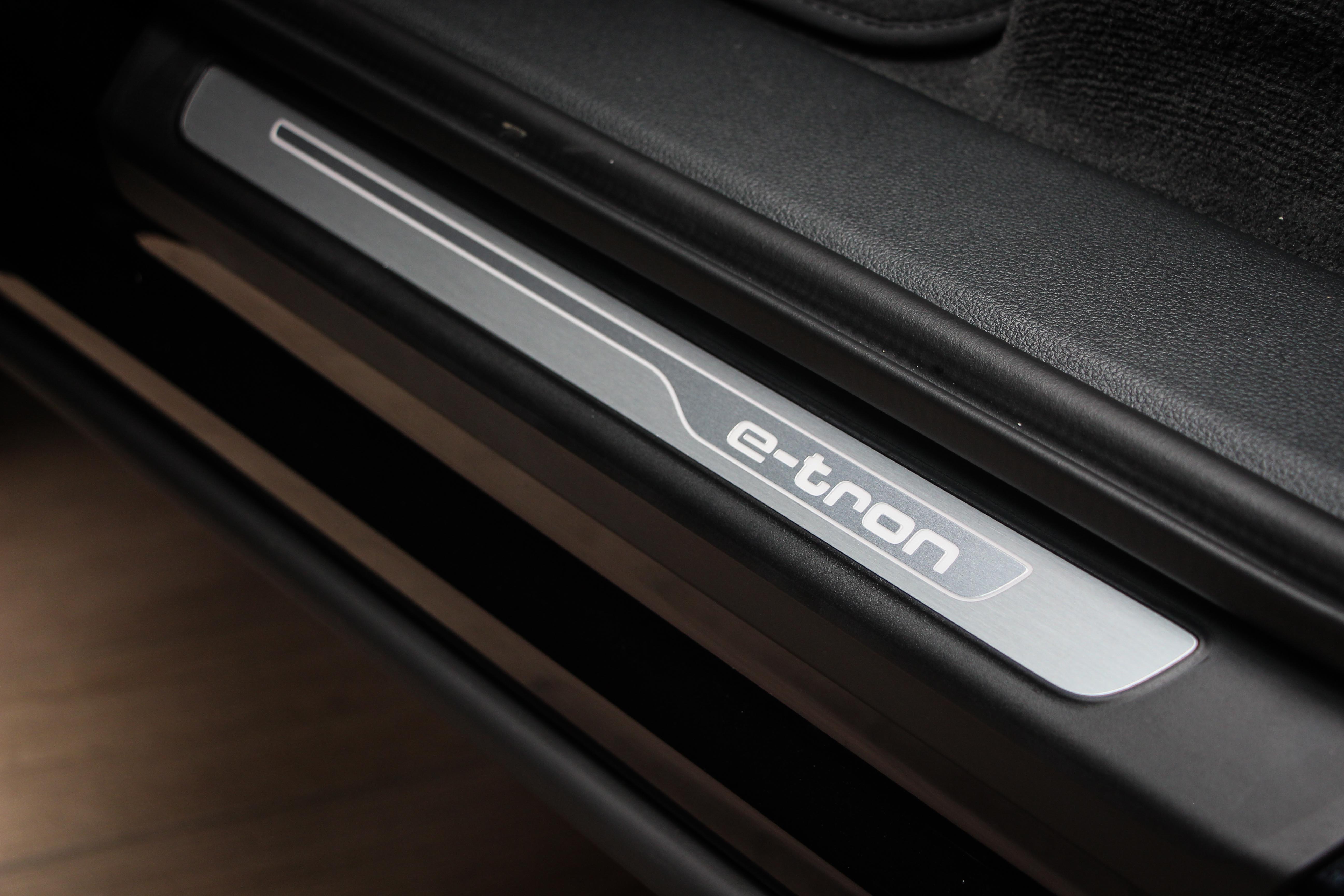 郑州奥迪a8不交停车费,奥迪车主不交停车费后续