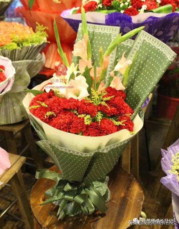 花店常见鲜花搭配,花店每月购花的技巧