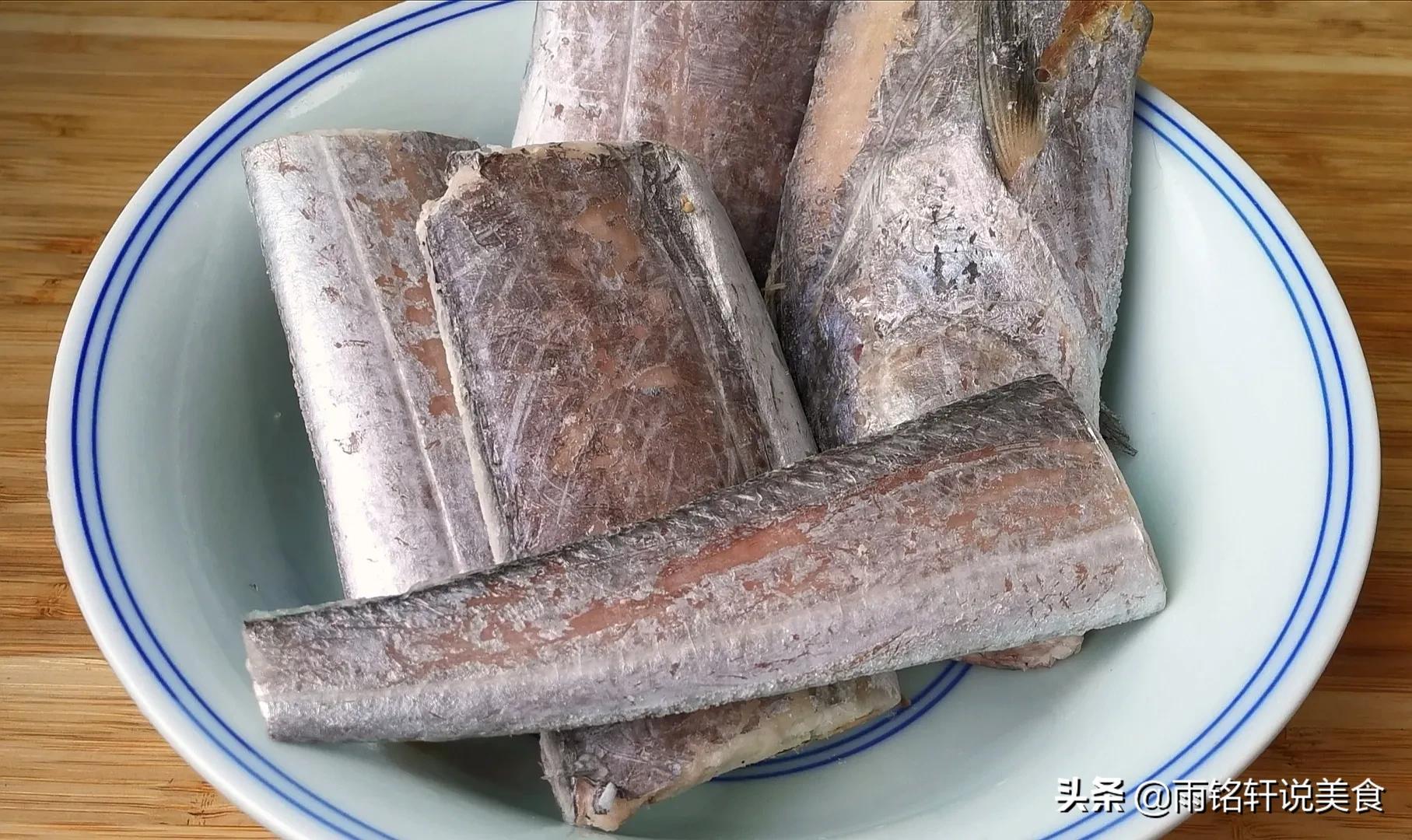 煎带鱼段怎么做不粘锅不破皮,闽南煎带鱼不粘锅不破皮