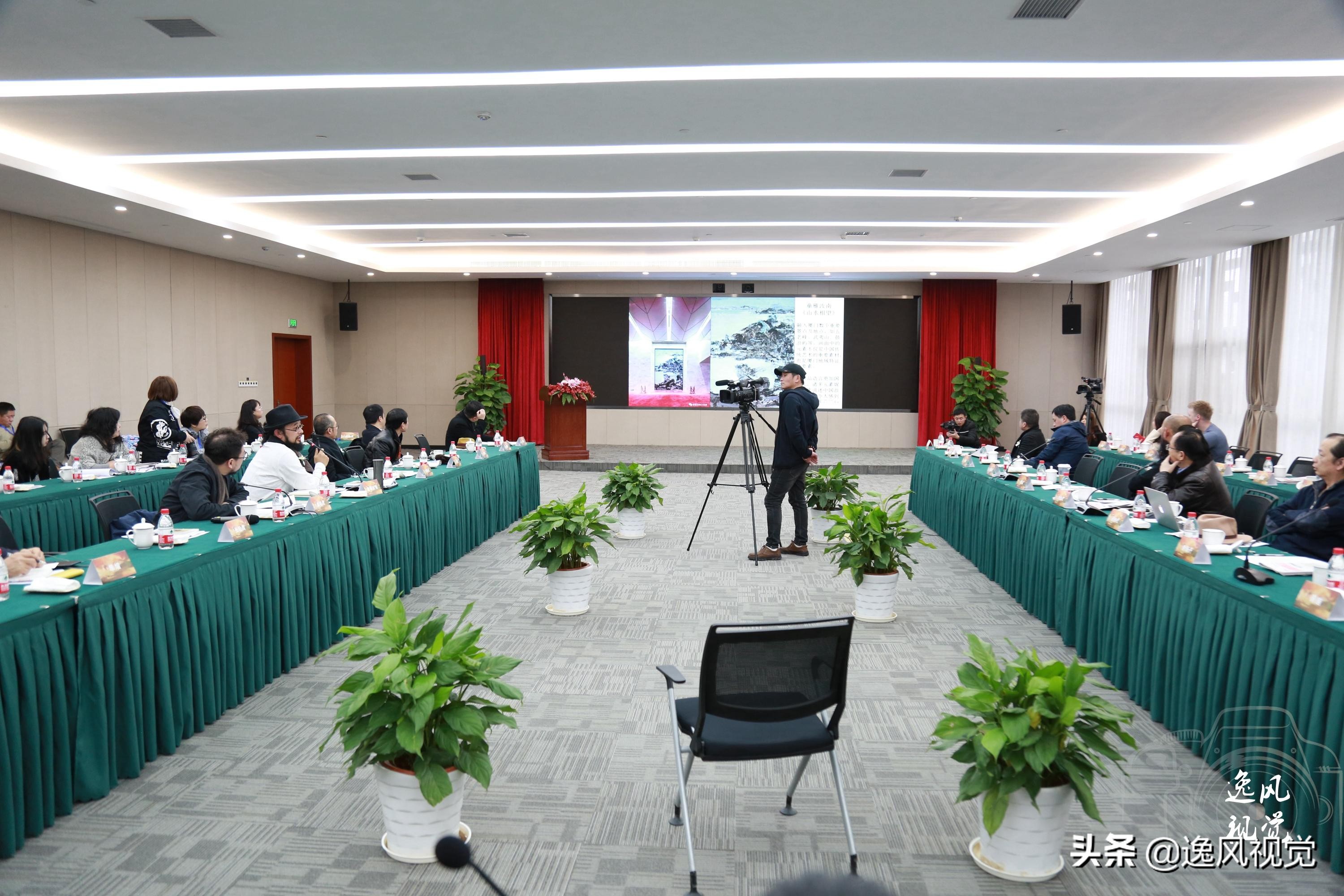 活动摄影24-70拍摄技巧,看展人物摄影拍摄技巧