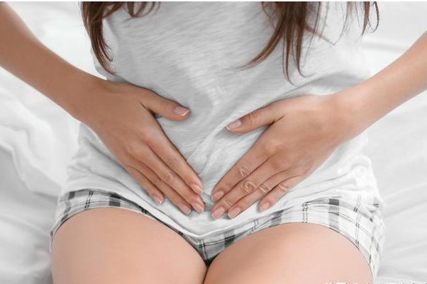 女性月经期长好还是短好,女性的月经周期多少天正常