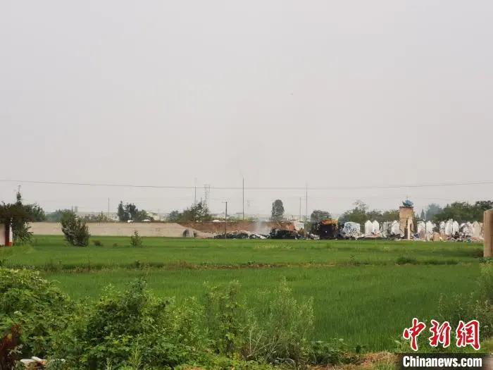 鞭炮厂爆炸所有真实拍摄场面,村民爆炸现场视频