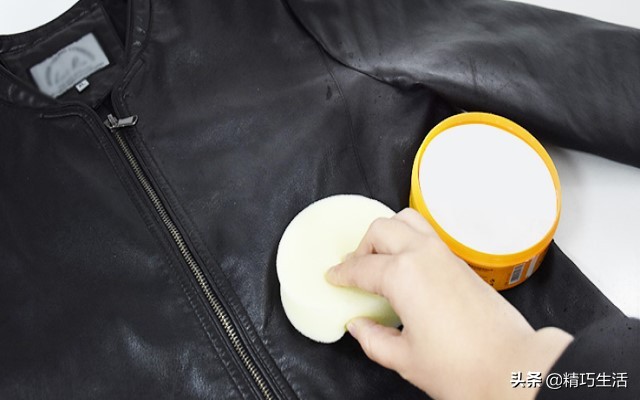 皮衣内衬拿不下来脏了怎么清洗,皮衣脏了只用湿毛巾擦能干净吗