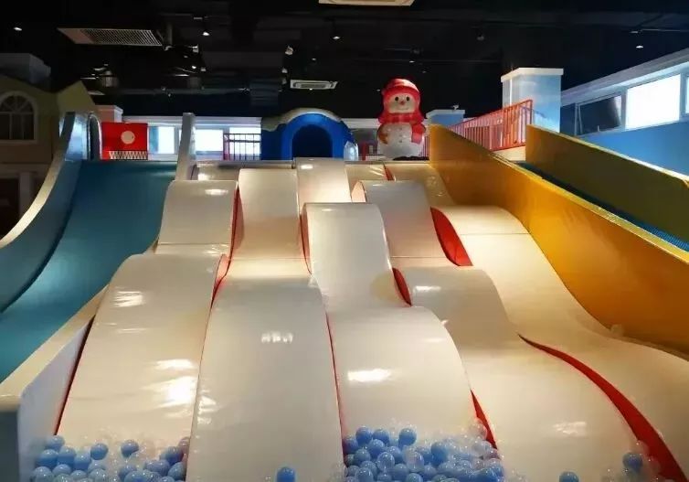 北京游乐园万圣节,北京第五频道体育城堡儿童乐园