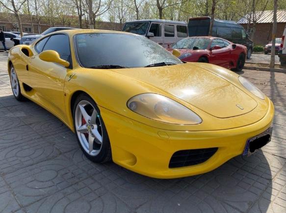 小伙50万买辆二手法拉利360，2005年上牌，3.6L引擎声浪依旧浑厚