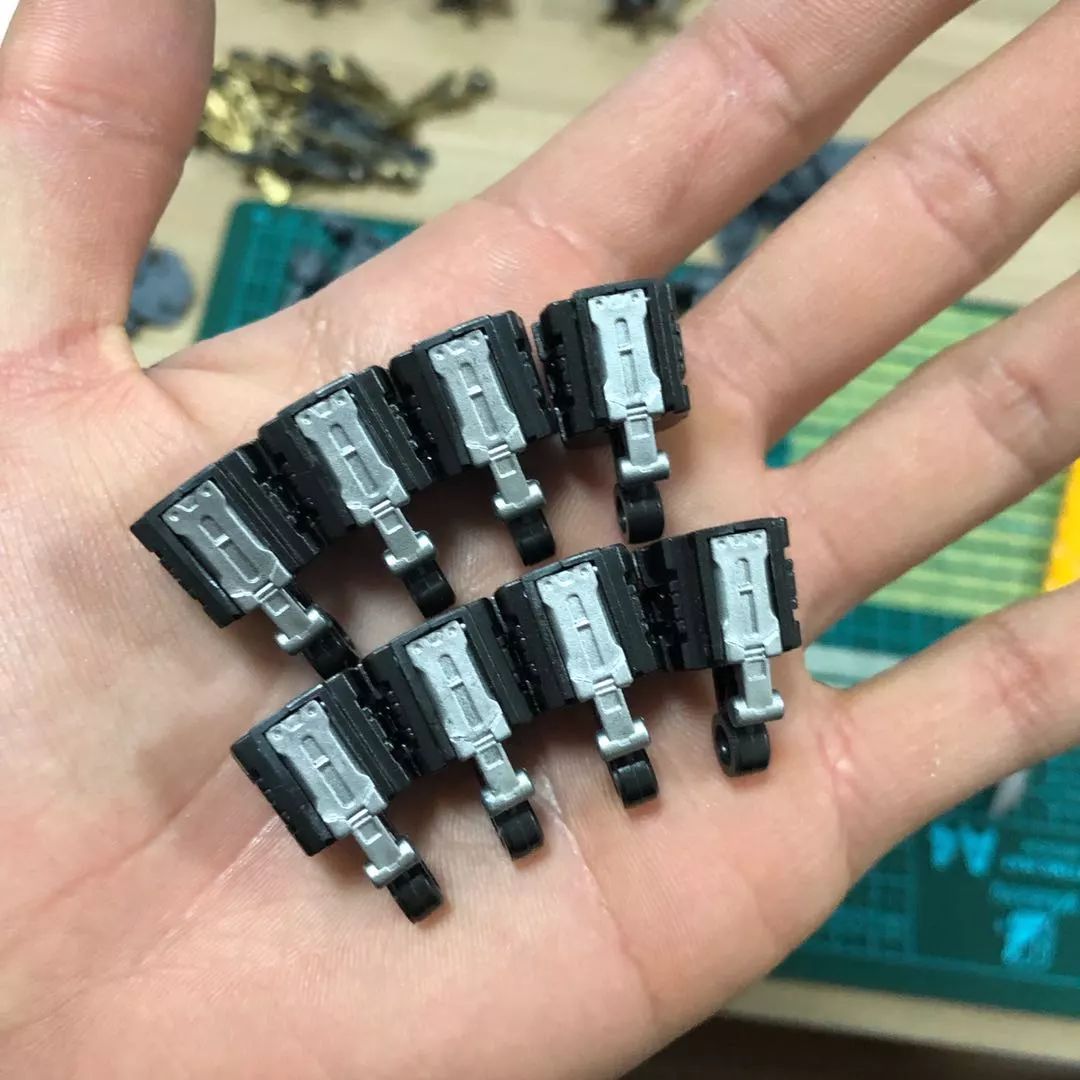 佳作：恐怖的零件数量，龙桃子强袭，四机小队！