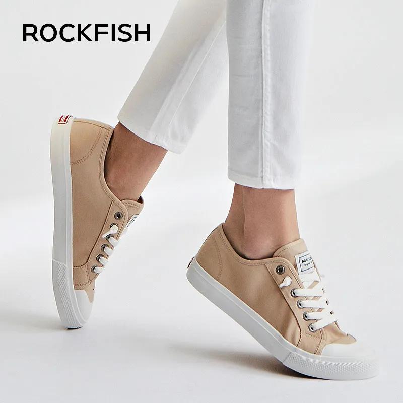 小白鞋推荐英伦风,经久耐穿的小白鞋