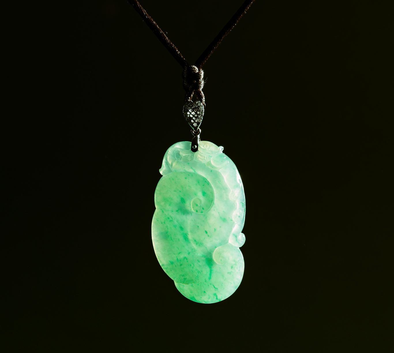 淘宝直播间的毛货翡翠是真的吗,淘宝直播间买毛货翡翠不退换吗