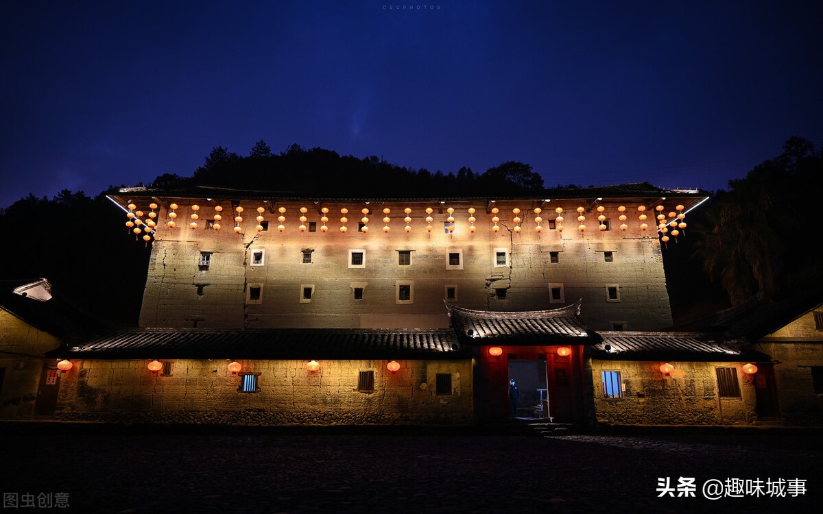 南靖土楼光看四菜一汤不过瘾,沼泽地上的最高土楼,堪称风水宝地