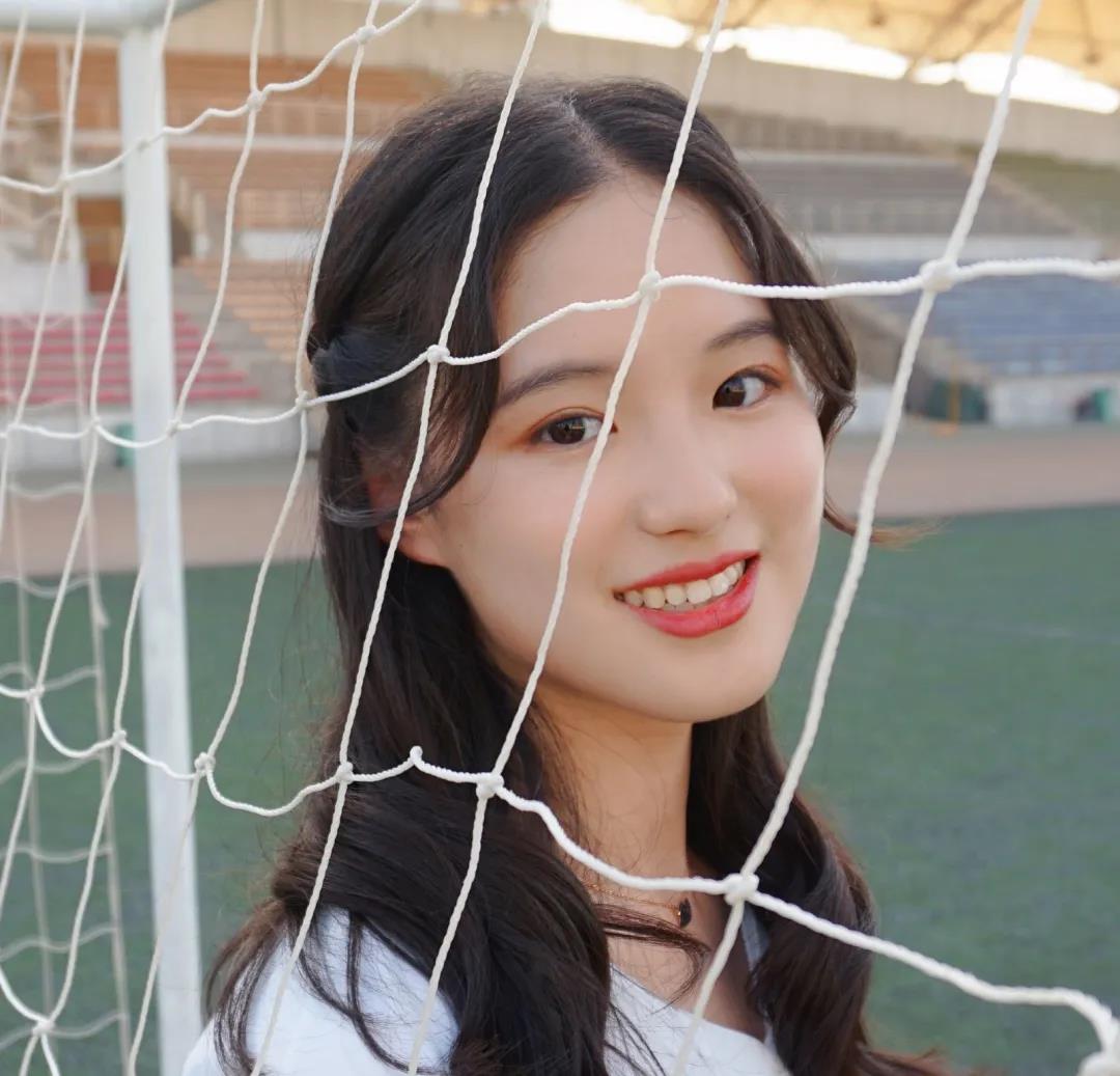 陕西高颜值的大学生,清华学霸颜值惊呆网友