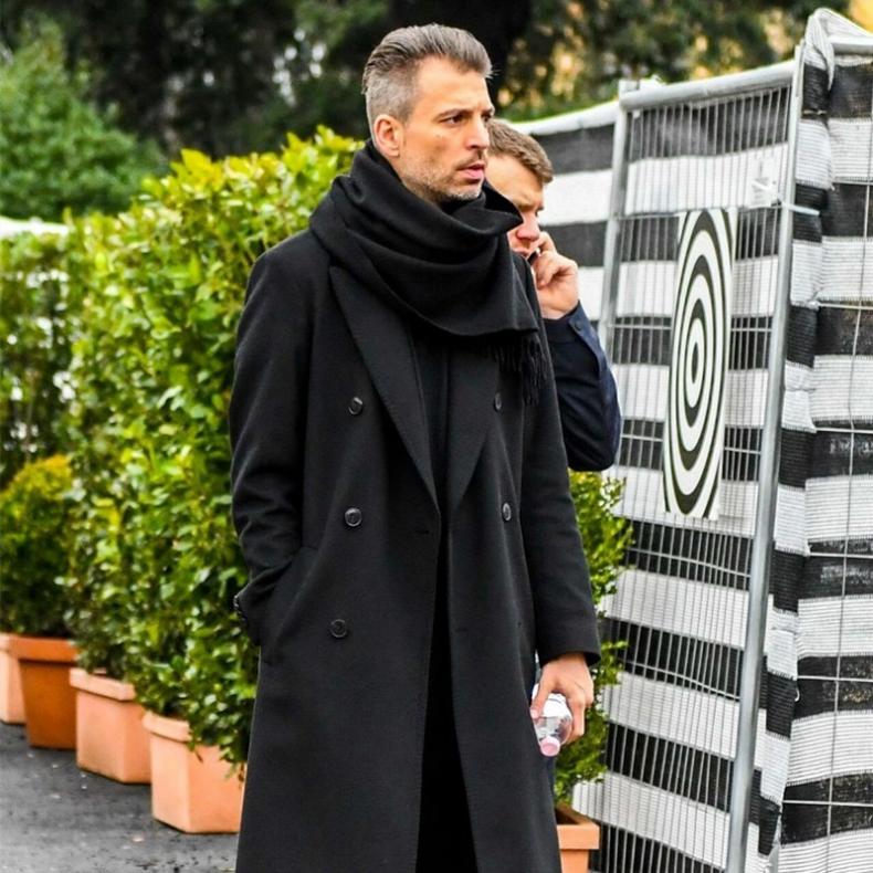 全身黑怎么搭配,全身黑搭配亮点