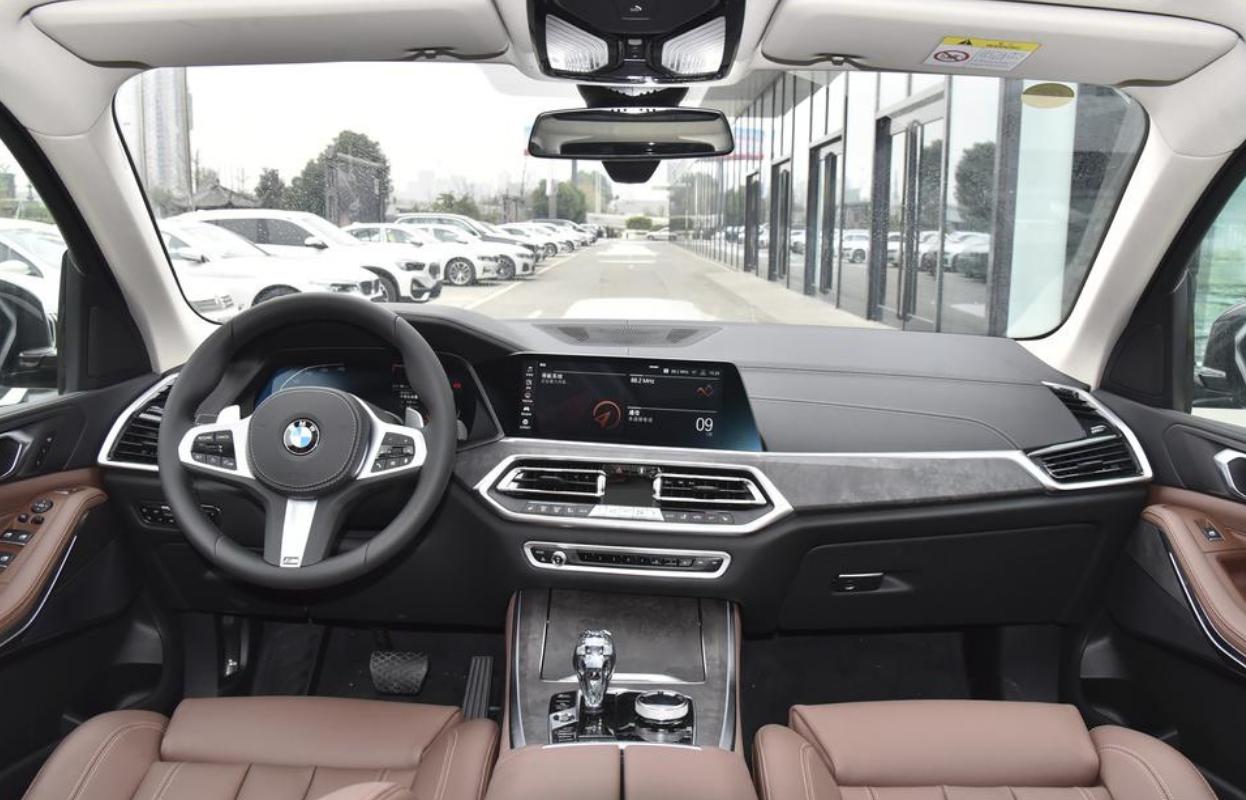 宝马x5为什么这么值得购买,宝马x52.0t和保时捷macan怎么选