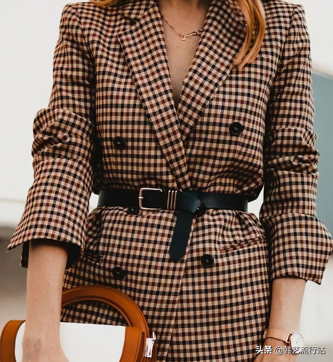 腰带美式复古高级小众腰带,大牌最时尚的宽版腰带