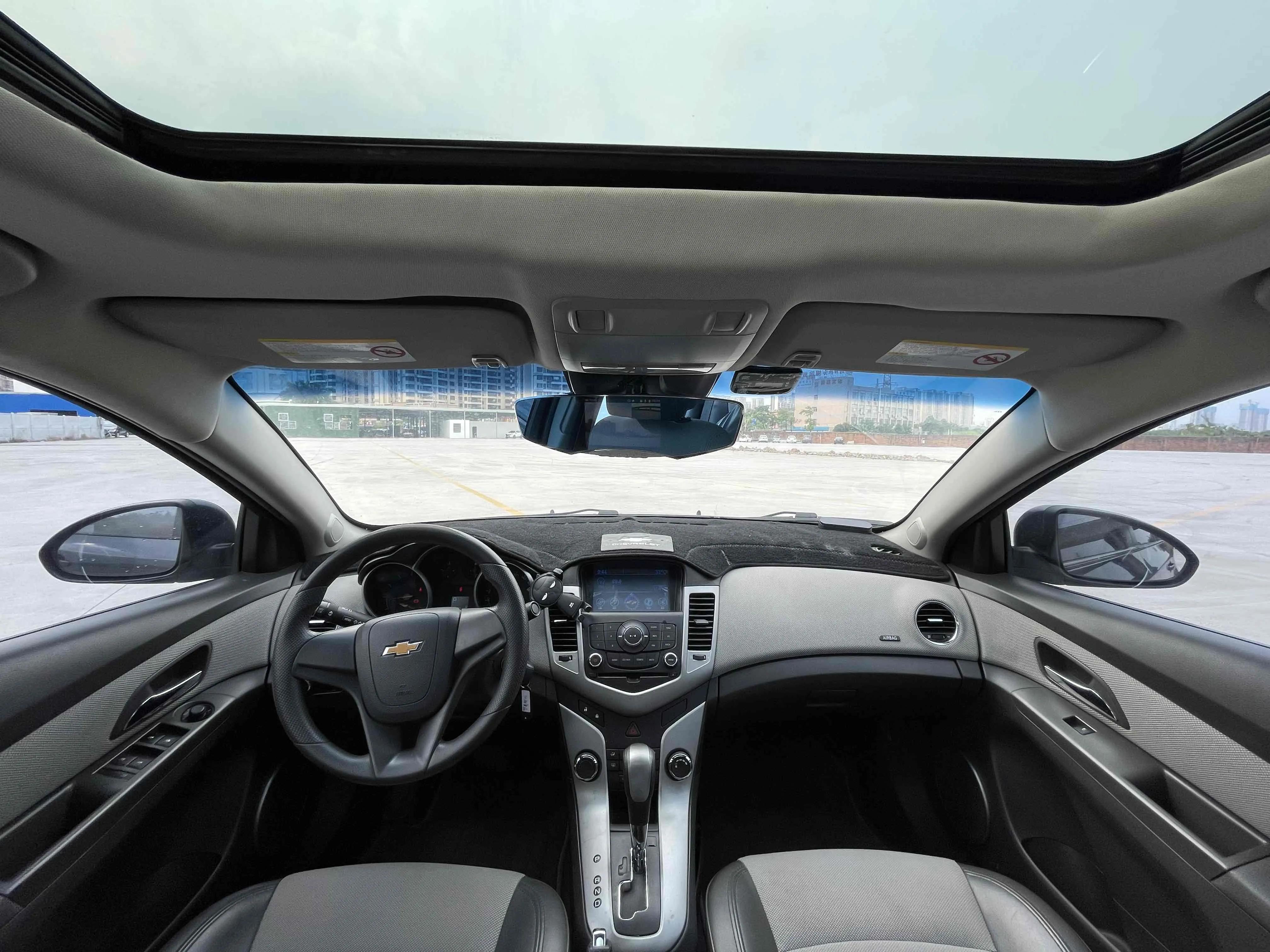 雪佛兰科鲁兹2009款1.6LSEAT图片欣赏