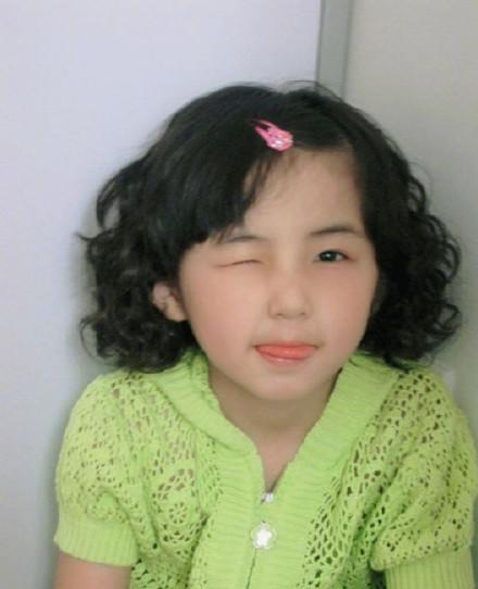 张子枫是如何成为国民妹妹,张子枫演的那个小女孩是什么