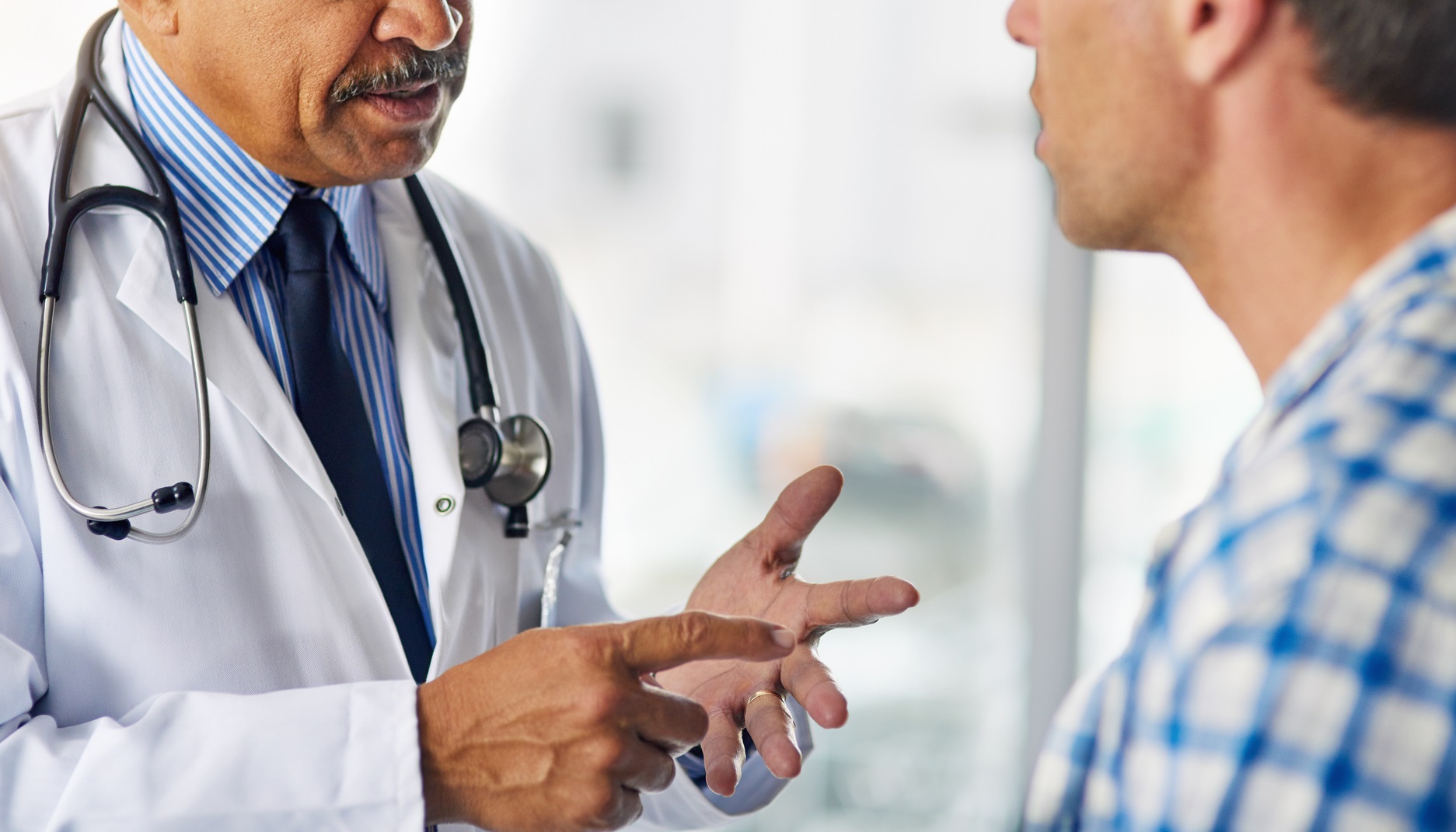 吃他汀损伤肝脏怎么办,吃他汀肝损害怎么办