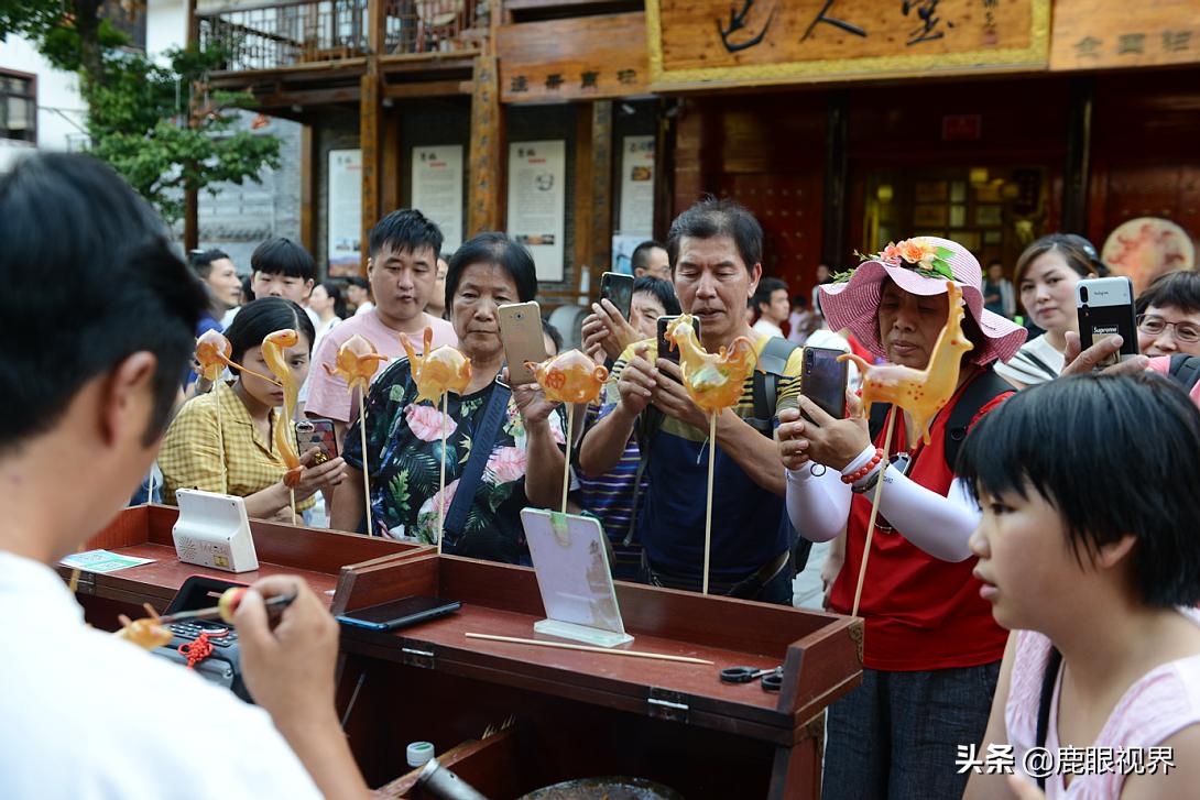 非物质文化遗产吹糖人图片,非物质文化遗产吹糖人介绍