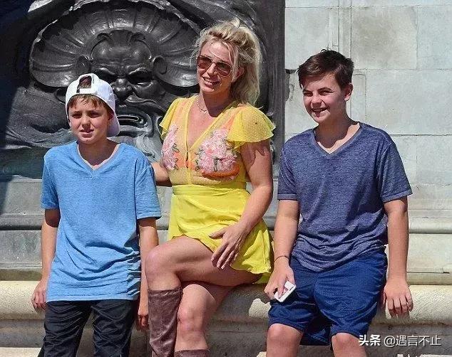 布兰妮小甜甜近照,小甜甜布兰妮颜值巅峰照片